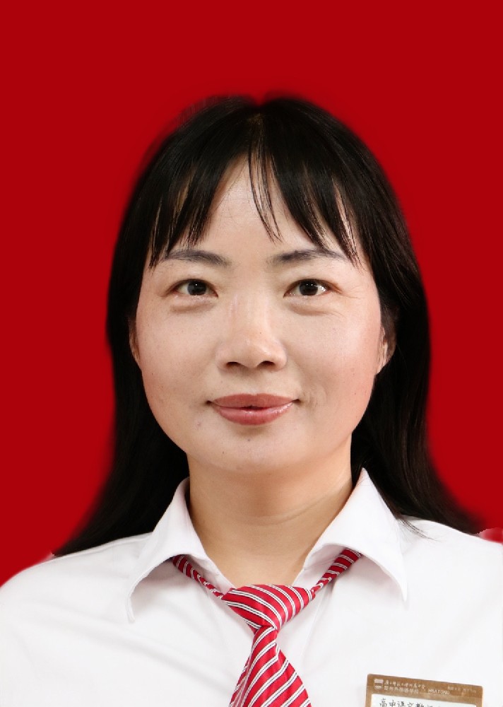 高中德育主任兼语文教师——汪浩渺